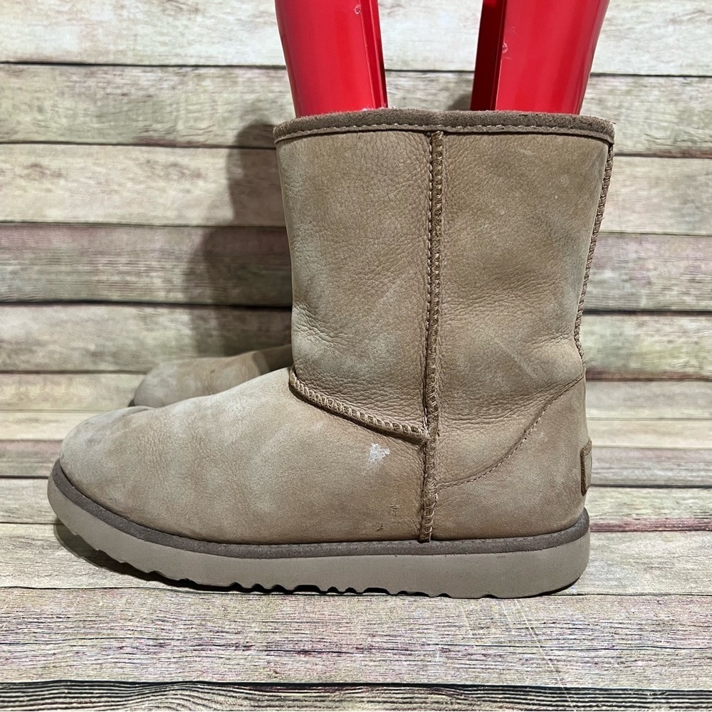 Ugg Brown Classic Short Boots